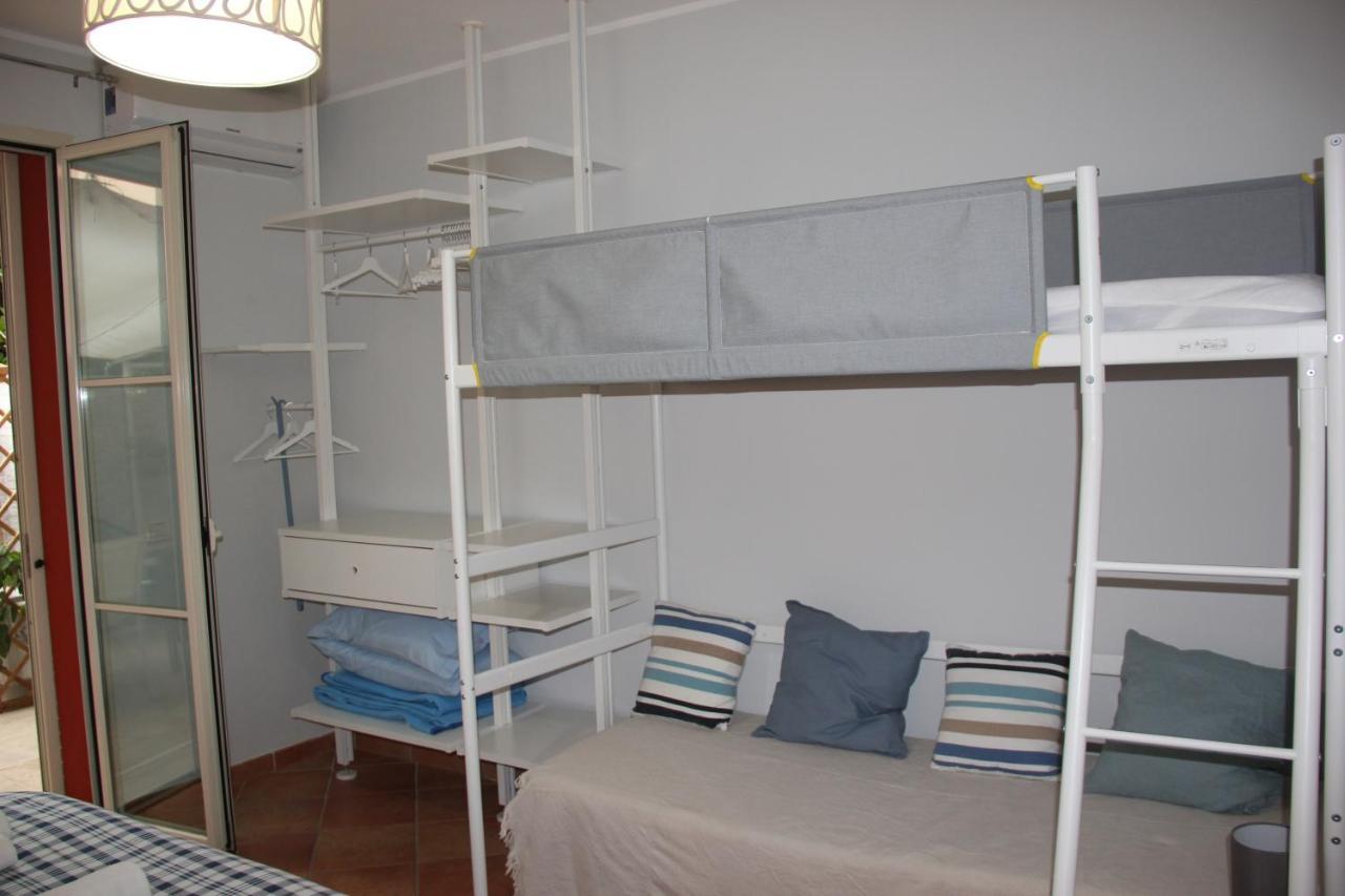Apartamento Casa Lucia Private Car Or Motorcycle Park Lucca Exterior foto