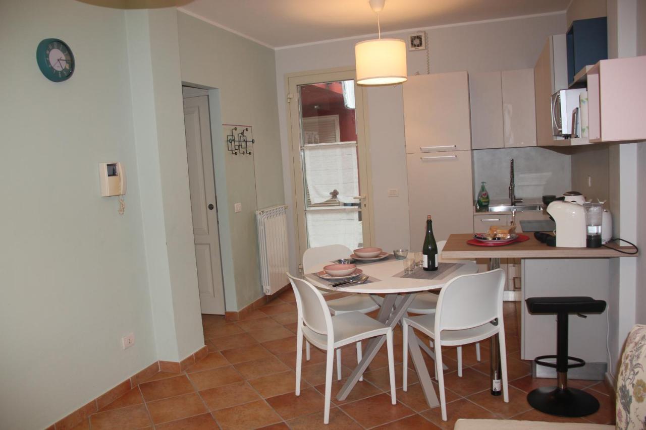 Apartamento Casa Lucia Private Car Or Motorcycle Park Lucca Exterior foto